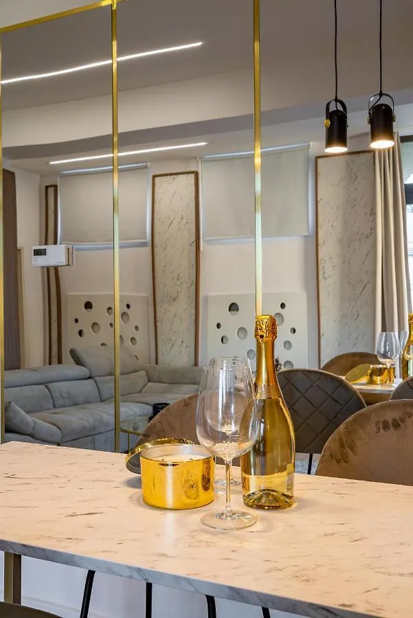 Golden View - Breathtaking Location In Bucharest Apartment Romania